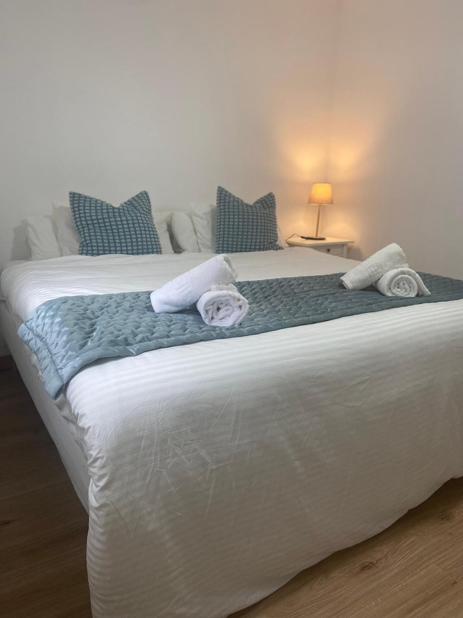 Dh Apartamento Turistico Onís المظهر الخارجي الصورة