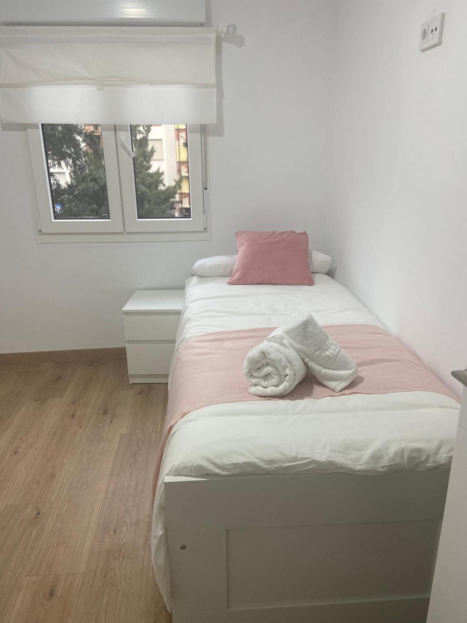 Dh Apartamento Turistico Onís المظهر الخارجي الصورة
